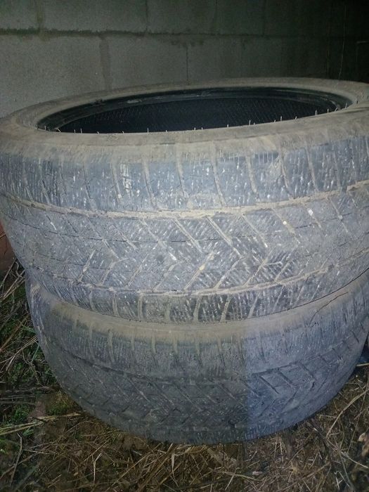 Шины 255/45R20 комплект