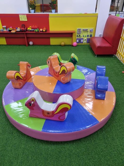 Продам детскую площадку(лабиринт)