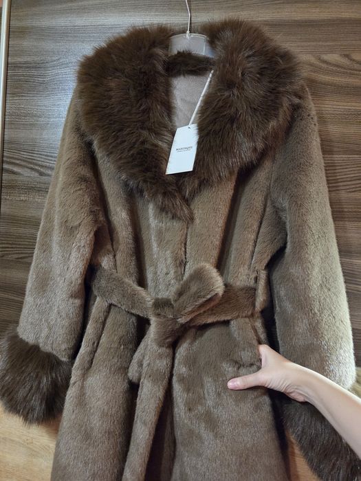 Разкошно дамско палто