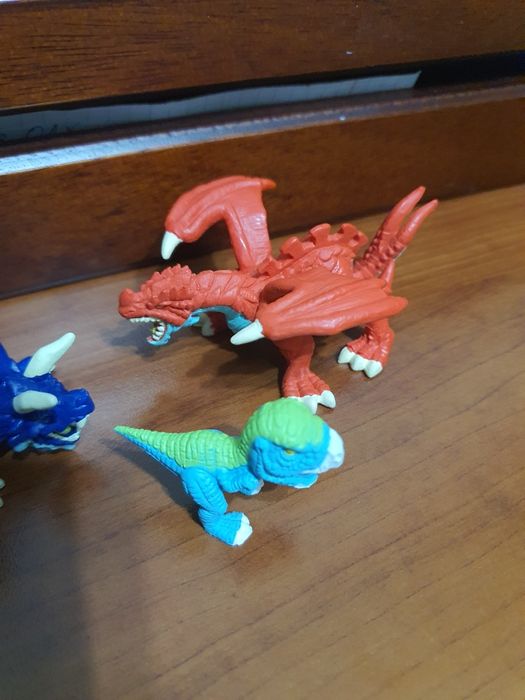 Драконы игрушки разные