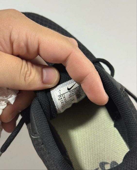 Nike Tanjun marime 38