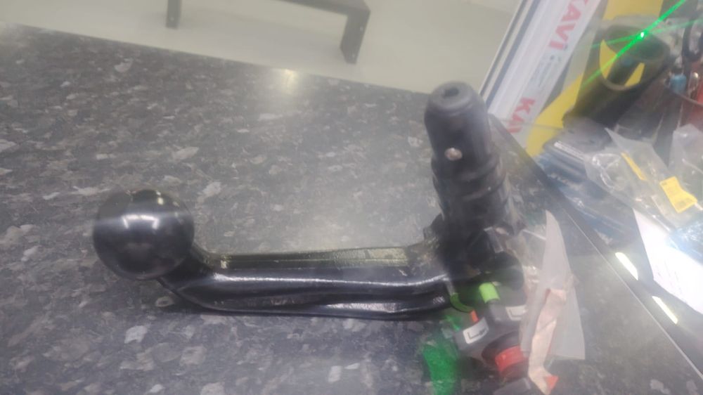 Фаркоп Volkswagen  Passat b6 b7 b8