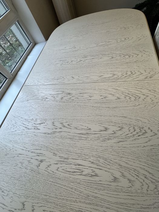 Стол со стульями