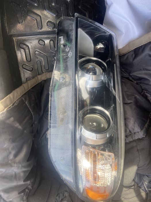 Фара Киа Соренто