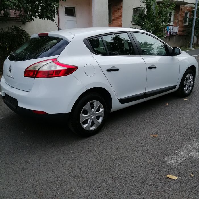 RENAULT Megane 2011 — imagine 3