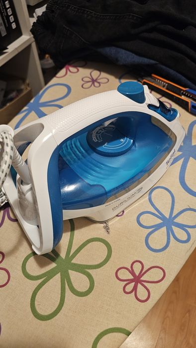 Fier de calcat Tefal EasyGliss Plus FV5737E0