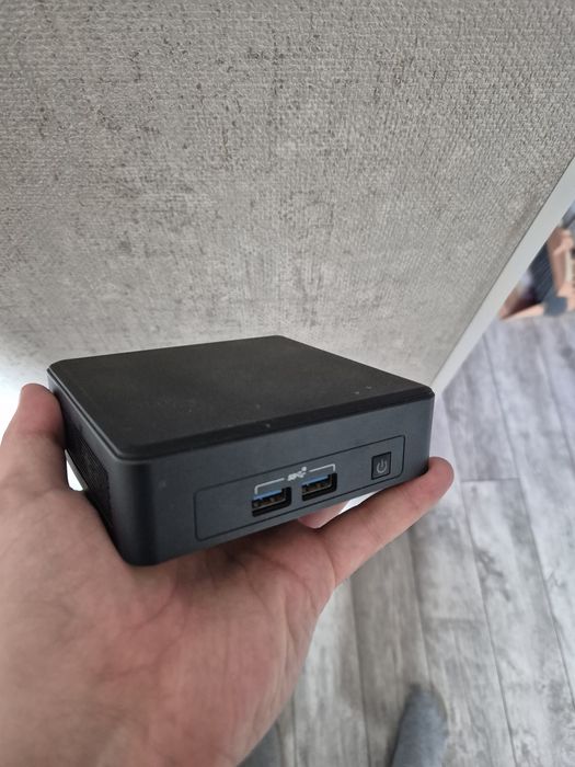 Мини-ПК Intel NUC 11 Pro (Core i5 / Thunderbolt / 2.5G