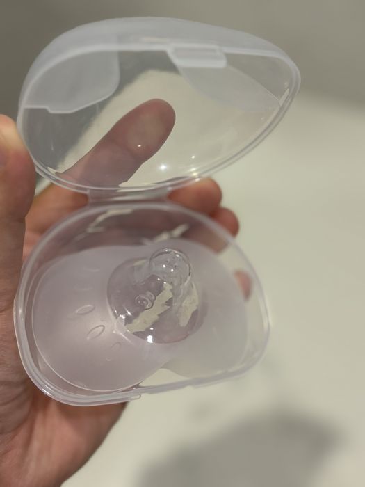 Накладки на груди, соски