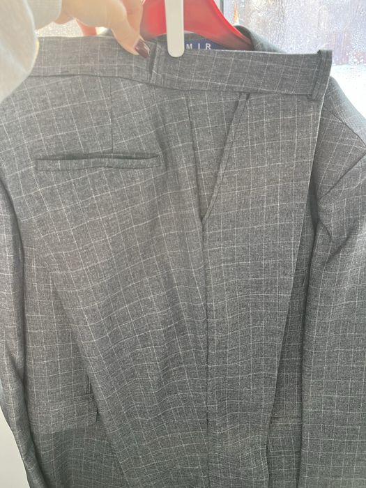 Костюм (новый),52 размер