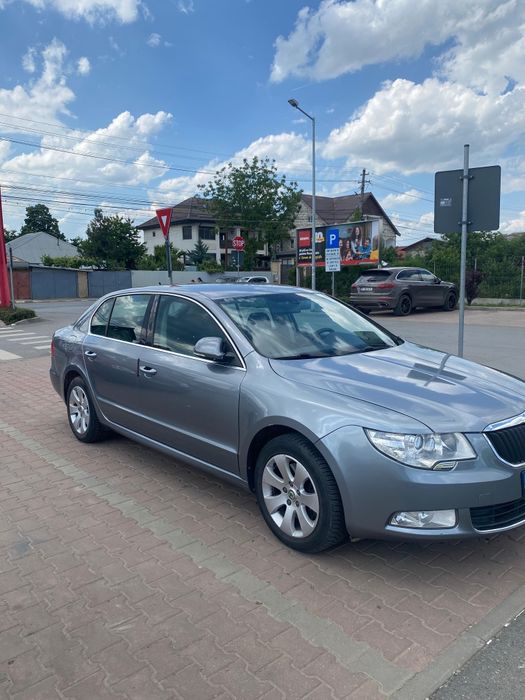 SKODA Superb 2010 — imagine 4