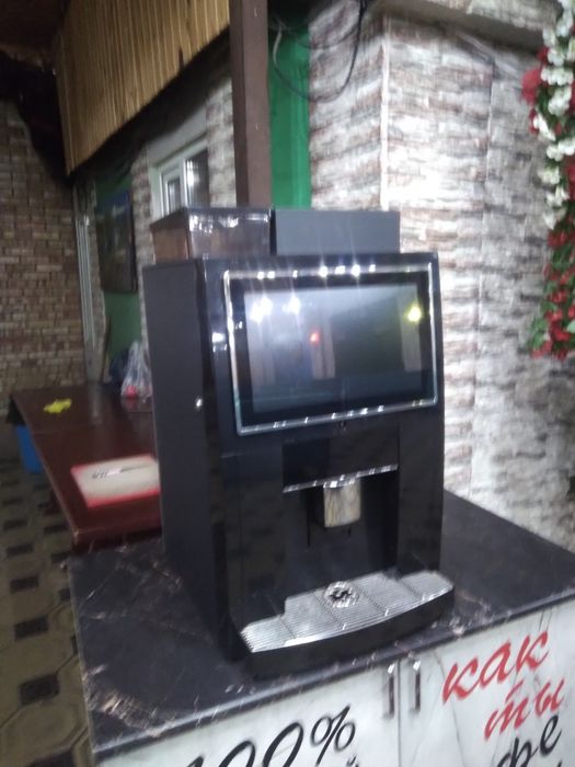 Кофемашина Jetinno