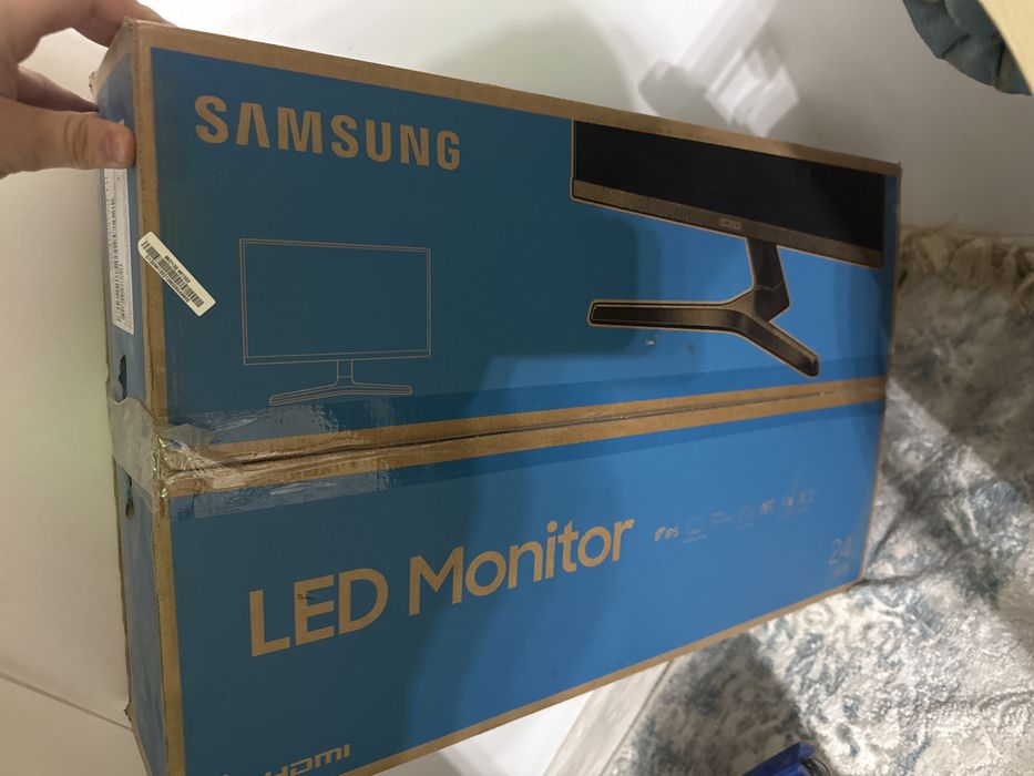 Монитор сломанный