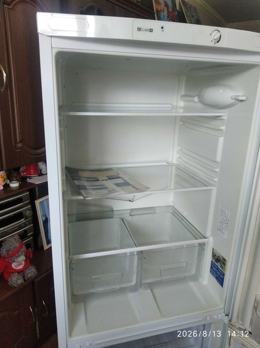 продам холодильник  INDESIT