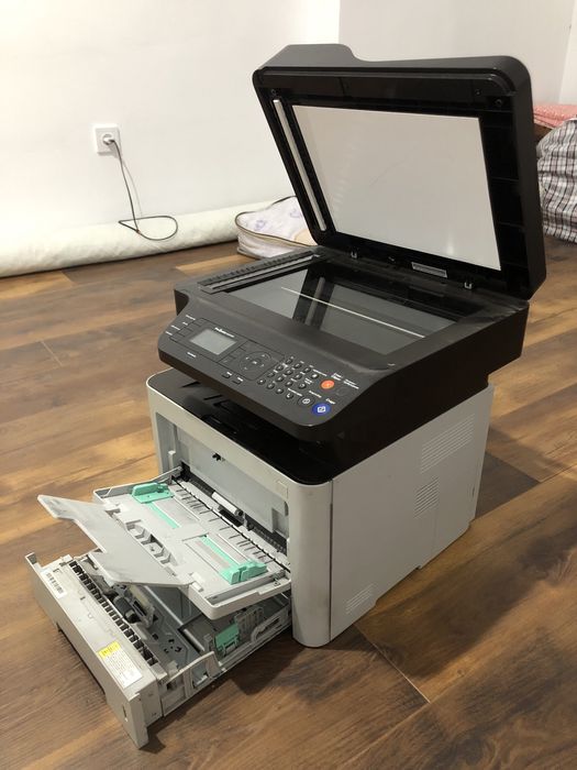 Черно-белый принтер Самсунг