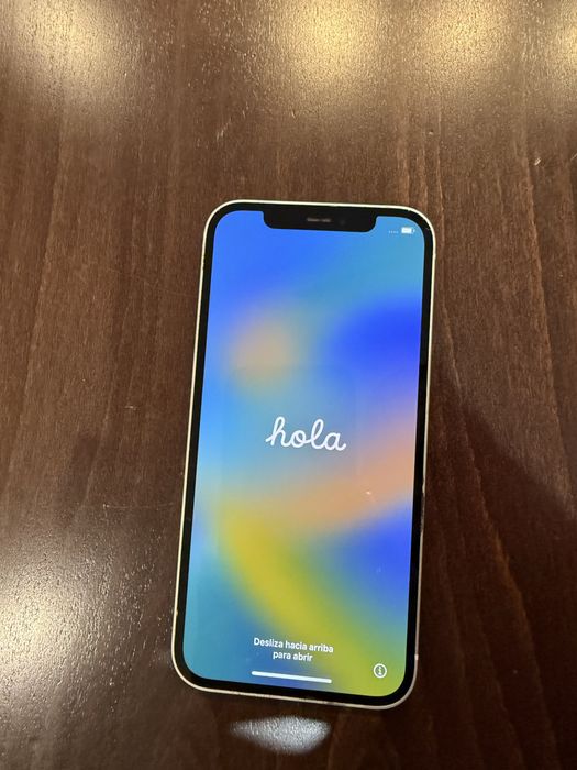 Iphone 12 бял 64GB