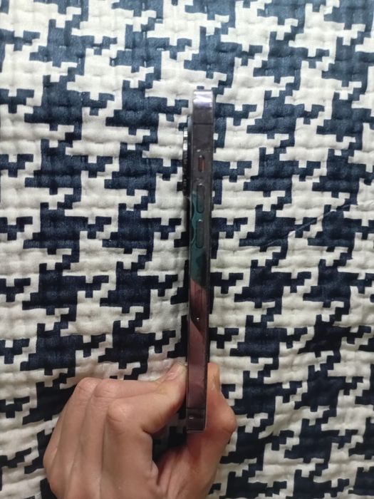 Обмениваю iPhone 14 pro