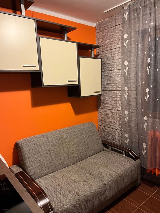 Închiriez garsonieră