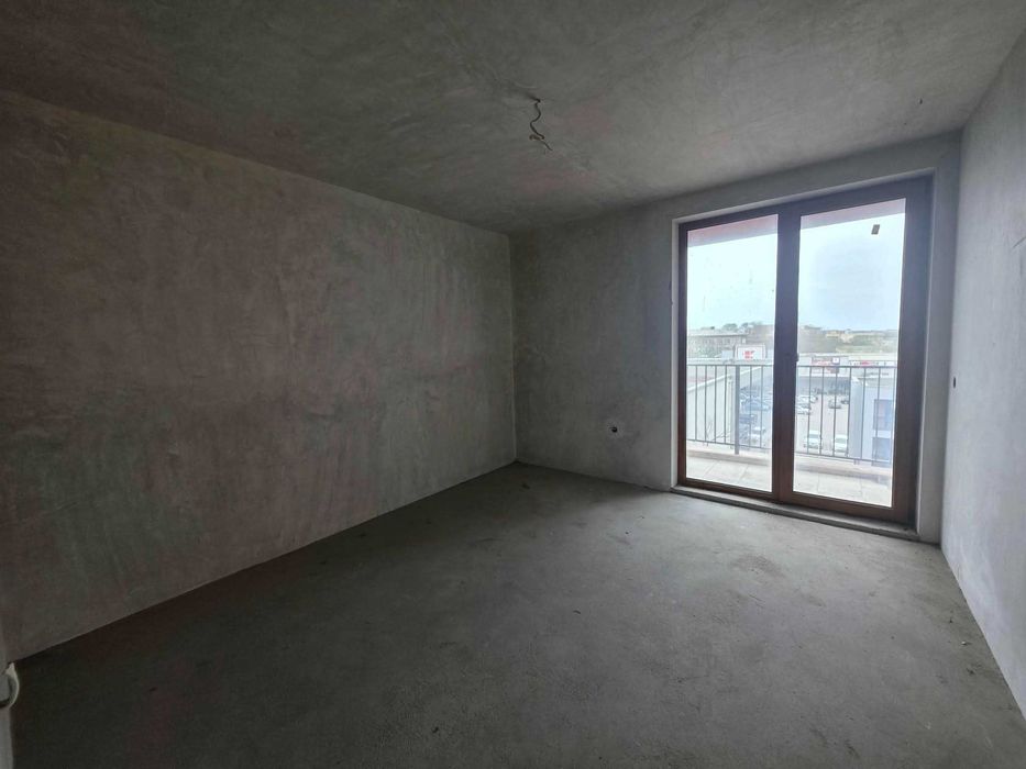 Апартамент с три спални в Центъра на гр.Хасково