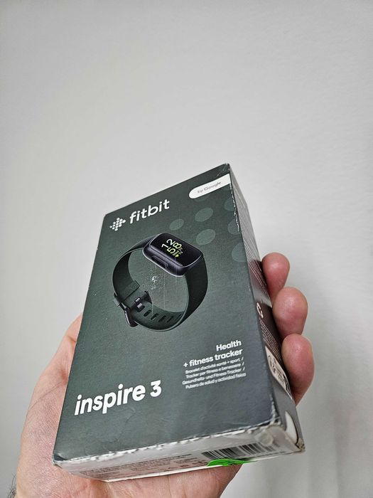 Watch fitibit Versa 3 nou la cutie.