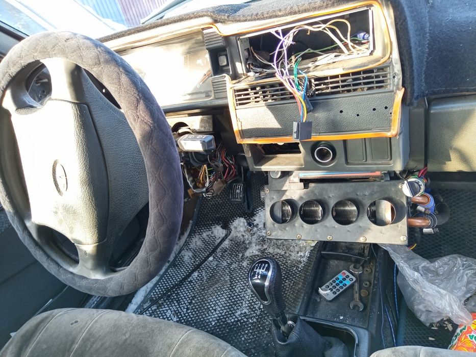 Авторазбор ваз 21099 есть все