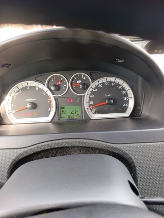 Нексия 3 сотилади