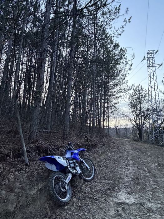 Yamaha yzf електрически мотор