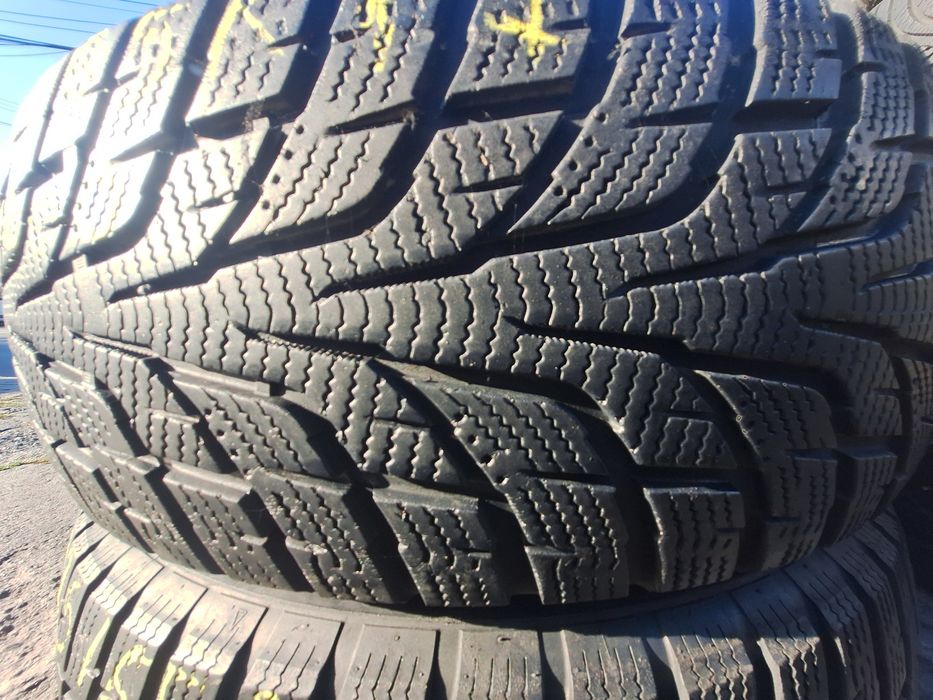 2 anvelope iarna 225/65r17 106H Comforser  Montaj Gratuit