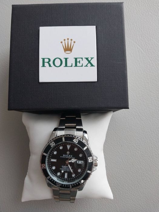 Нов мьжки часовник