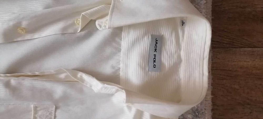 Продам мужские рубашки