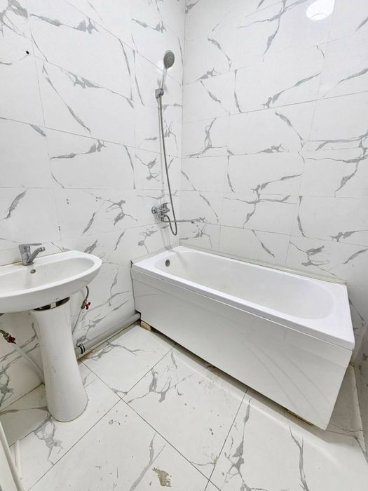 МЕТРО 3-бекат Янги Дархон 3/3/16 84 м2 Прописка нол Ипотекага Берилади