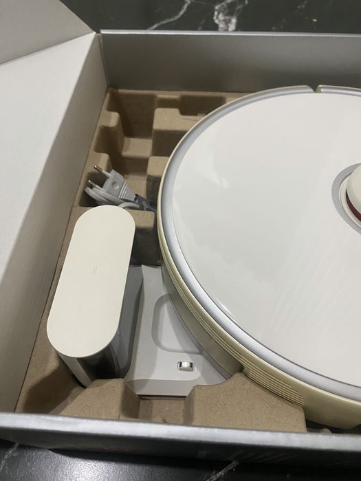 Робот-пылесос Roborock S5 Max