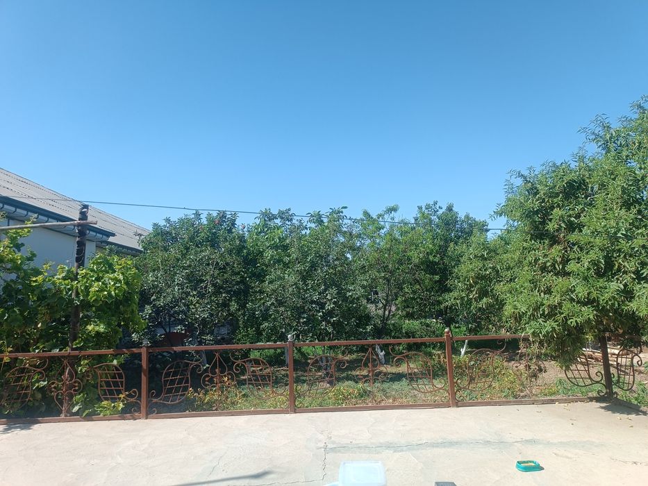 Hovli sotiladi  ihcham honadon