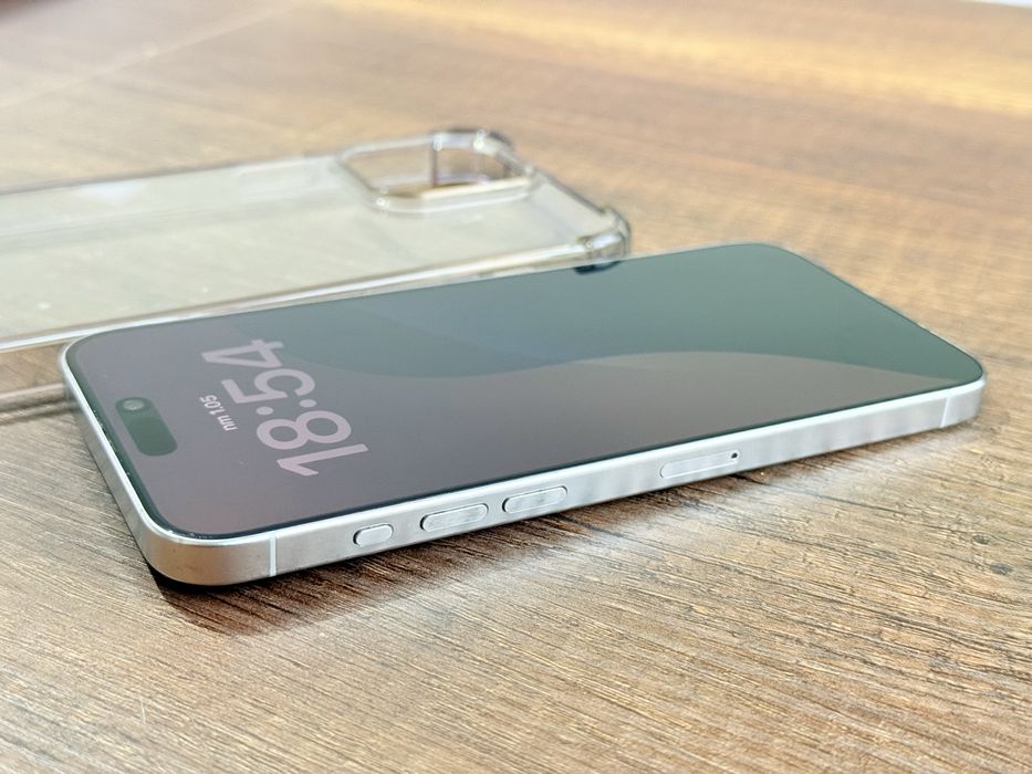 iPhone 15 Pro Max перфектен!!!