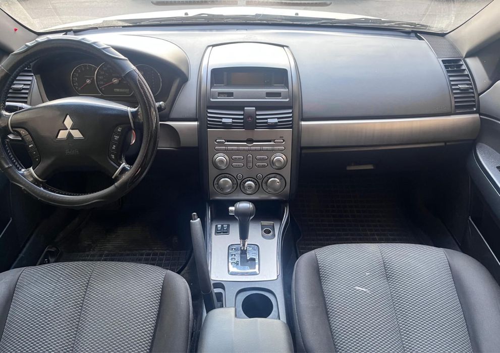 Mitsubishi Galant IX