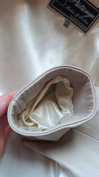 Haina lunga de dama din piele noua mărime L