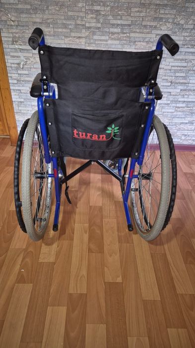 Продам инвалидную коляску