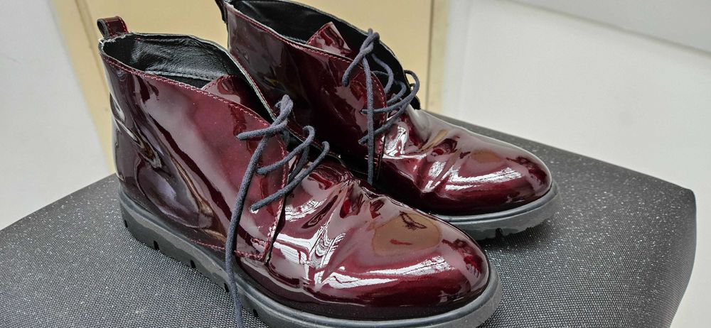 Дамски обувки 37 номер лак