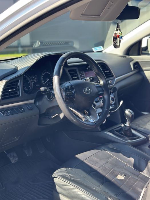 Hyundai Elantra 1.6 + GPL 2020