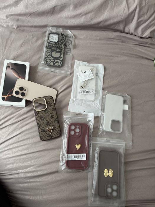 Iphone 16 pro desert titanium