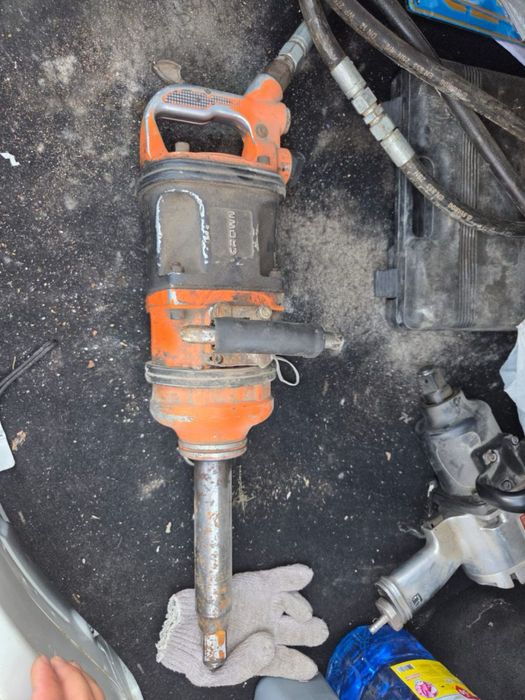 Пневмогайкаверт