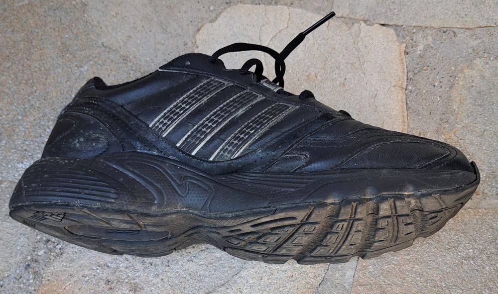 Мъжки маратонки черни Адидас