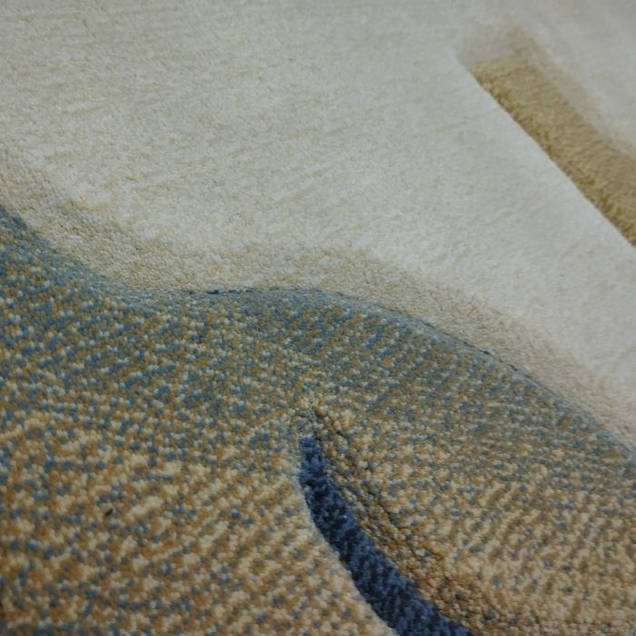 Продам толстый шерстяной ковер 2*3