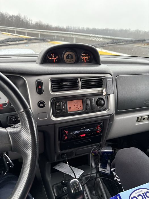 Mitsubishi pajero sport 2.5 d