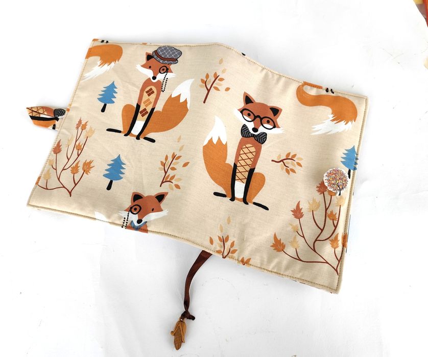 Калъф дреха за книга