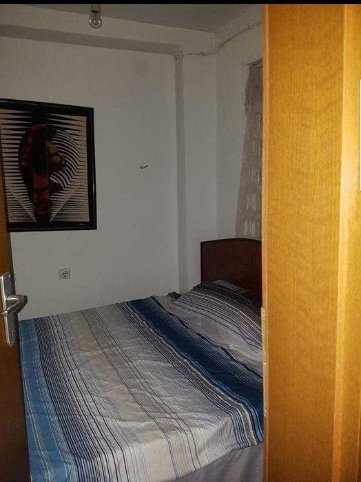 Дава се под наем Едностаен апартамент в Пловдив, Център - 28 кв.м за 117.3 € - Снимка #1