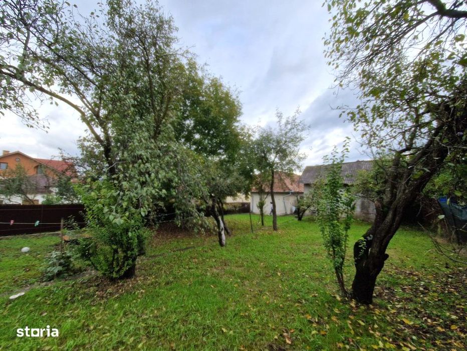 Teren si casa ideala pentru dezvoltare imobiliara, zona RrM3