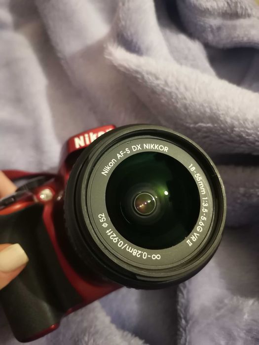 Фотоапарат Nikon D3300 Red