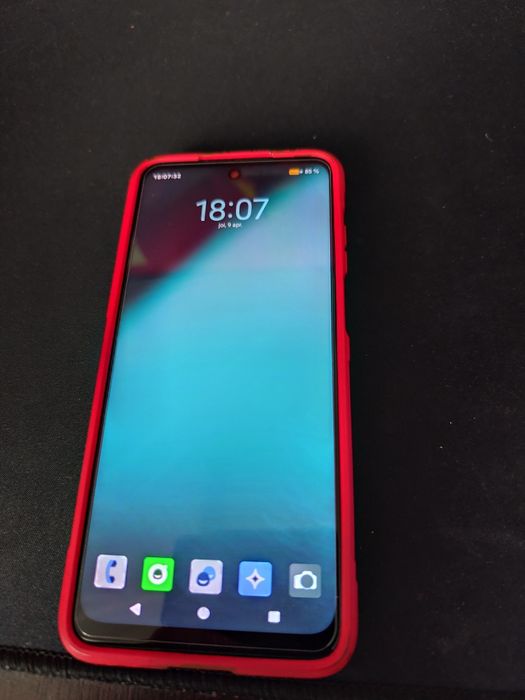 Vand telefon  Motorola G32 6GB RAM 128GB