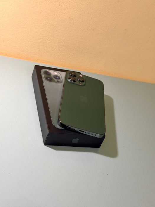 Продавам iPhone 13 Pro Max 128GB