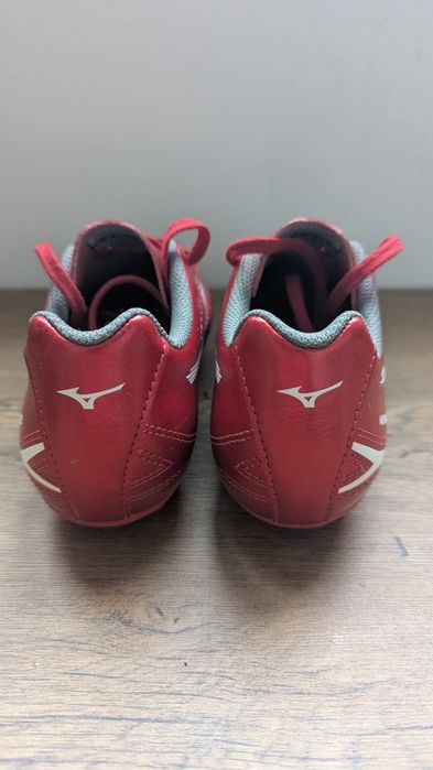 Ghete fotbal Mizuno Kids Monarcida Neo III Select AG Mărime 32,5